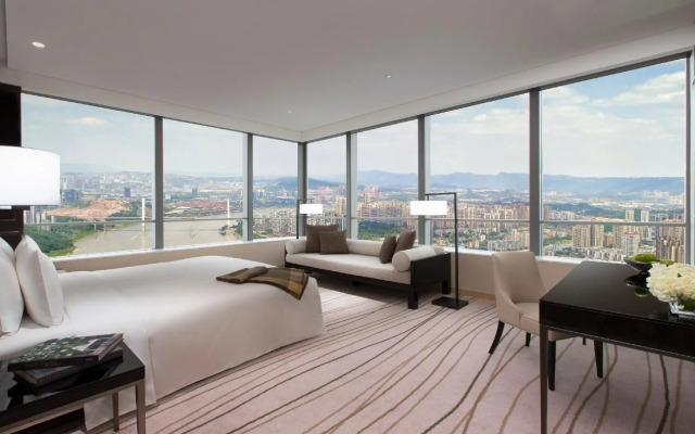 Niccolo Chongqing