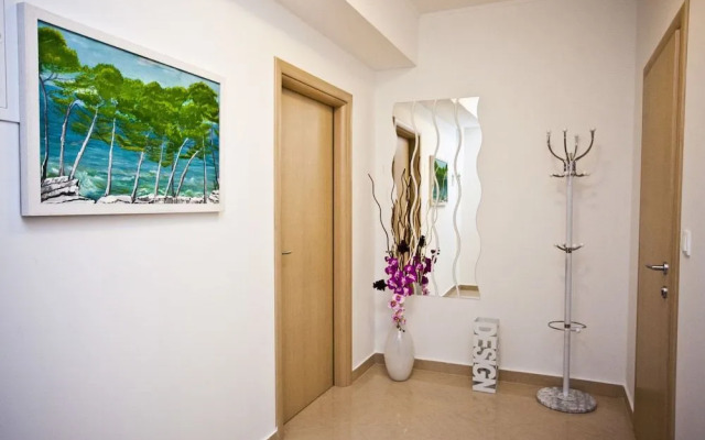 Split Apartments Peric