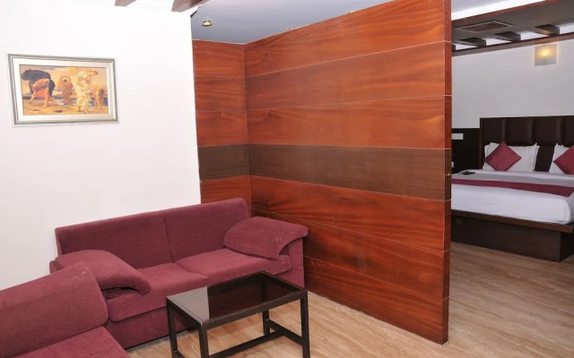 Meenal Hotel