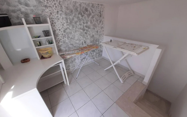 Tasteful Holiday Home in Avola near Sea Beach