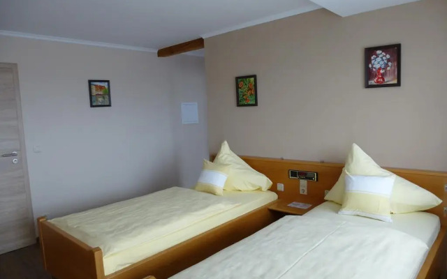 Land-gut-Hotel "Zum Bartl"