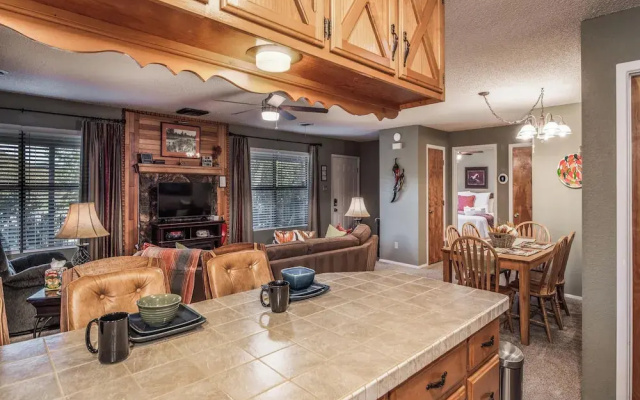Groovy View by Ruidoso Vacation Rentals