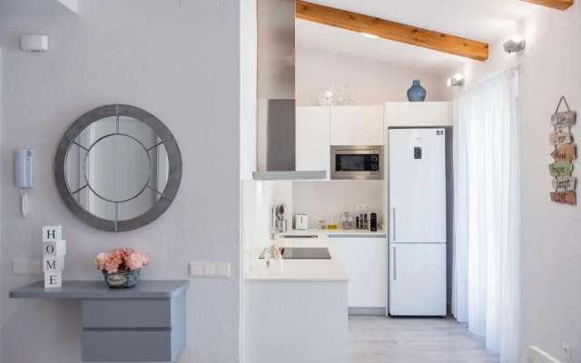 Lovely and bright apartment in the heart of Banyoles
