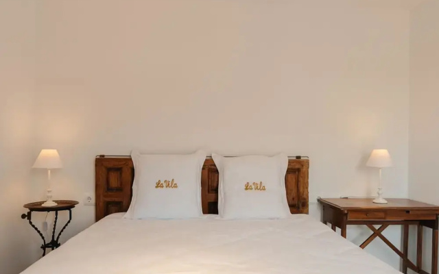 Peaceful Rural Retreat Near Suria