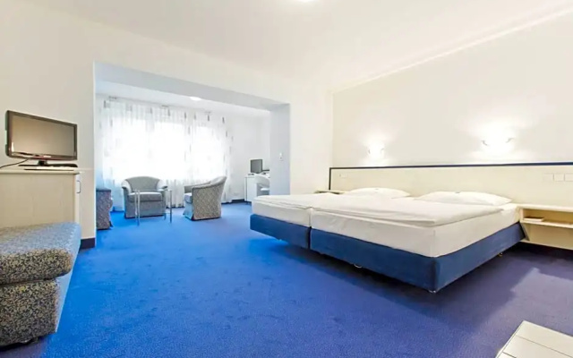Hotel List