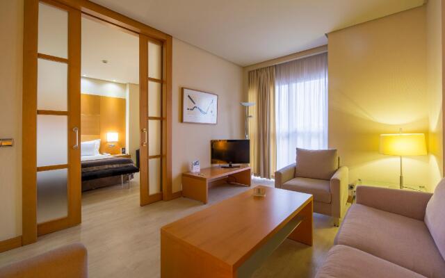 Отель Eurostars Puerta Madrid