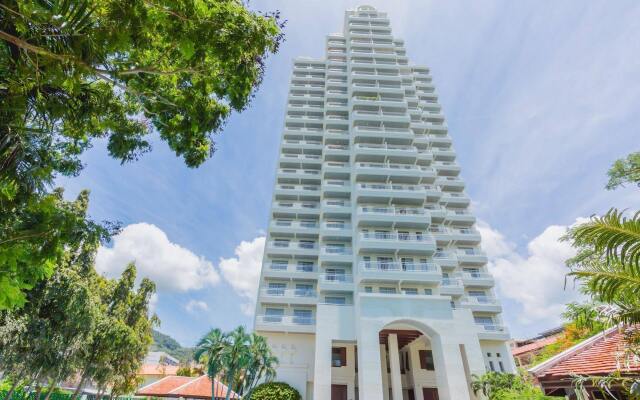 Отель Waterfront Suites Phuket by Centara вид на фасад