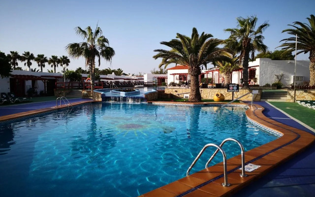 Castillo Beach Club35610