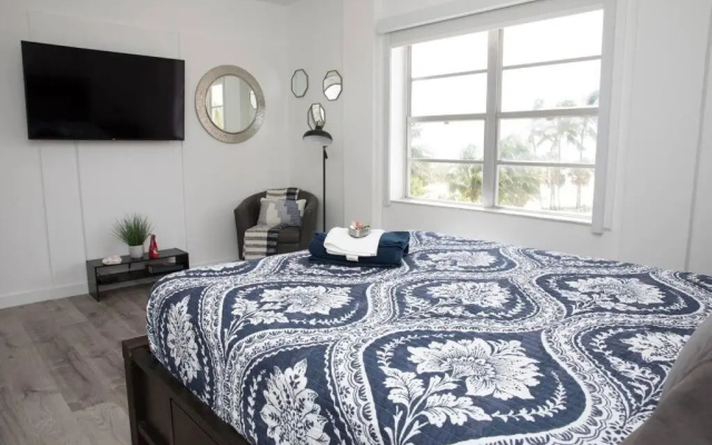 Chic Ocean Retreat