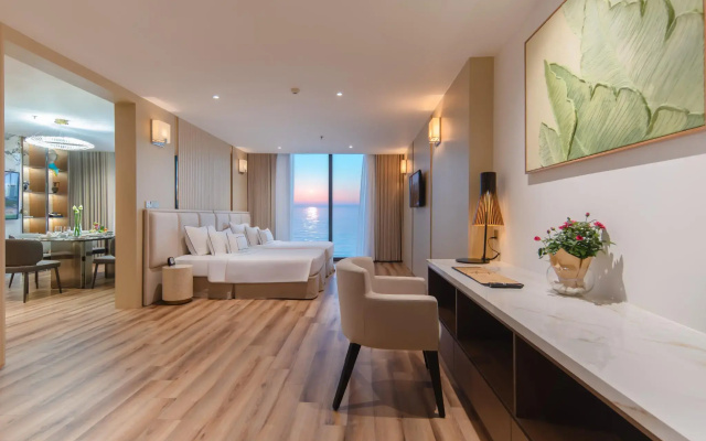 Отель Starcity Bayfront Nha Trang