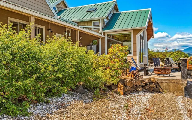 Utopia Cove in Union