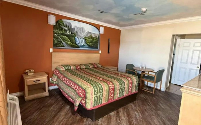 Robinhood Motel Anaheim West
