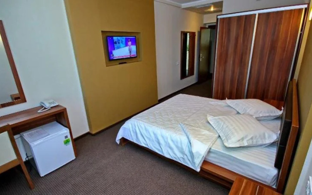 Hotel Eden