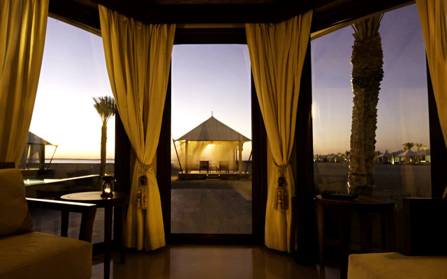 The Ritz-Carlton Ras Al Khaimah, Al Hamra Beach