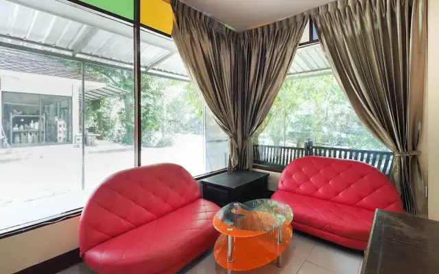 OYO 957 Thai Gallery Home