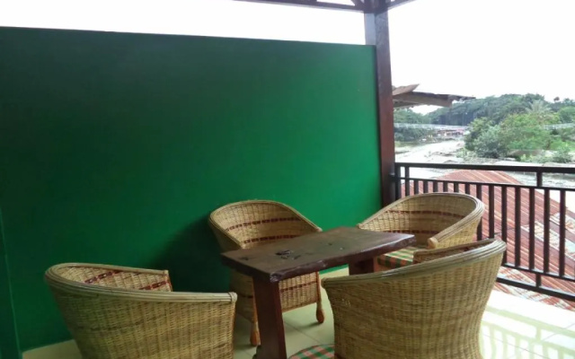 Ida Guest House & Restaurant