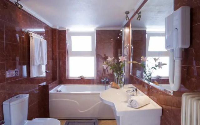 Captains House Traditional Hotel Suites