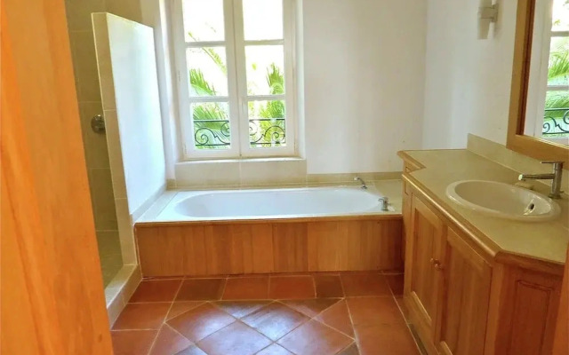 Villa in La Croix-valmer Near the Beach