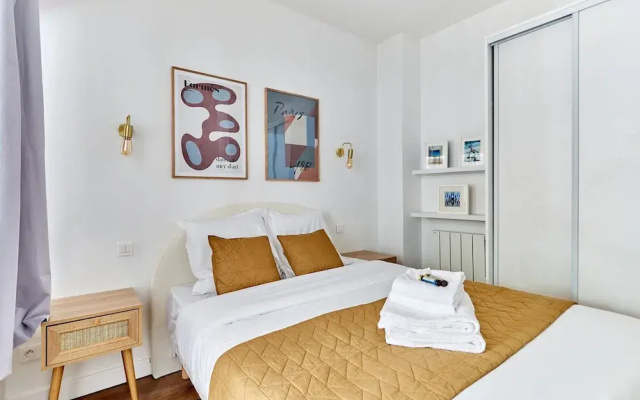 Apartment 2 Bedrooms Center of Paris