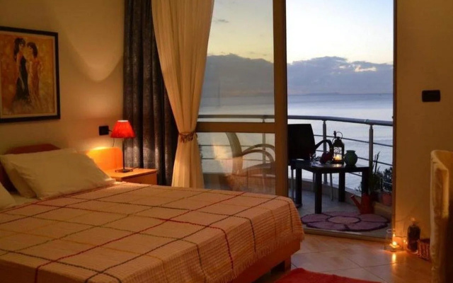 Hotel Sea Breeze