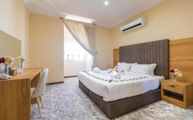 Lavent Park 60 Serviced Apartment-Economic