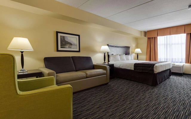 Country Inn & Suites by Radisson, Niagara Falls, ON