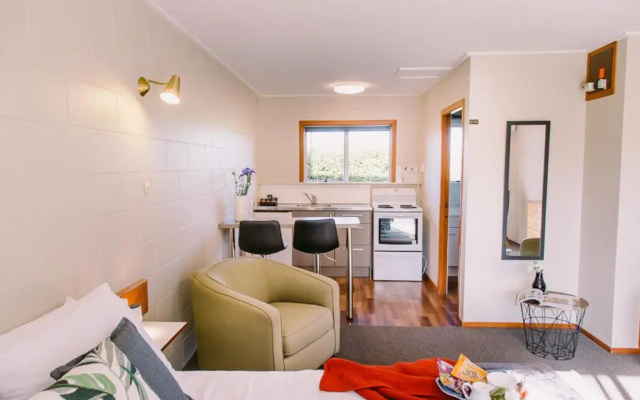 Flaxbourne Motels