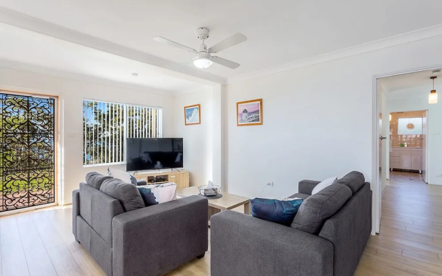 Ronald Avenue, 57