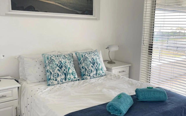 Harbour House 25
