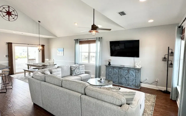 Family Tides 4 Bedroom Home