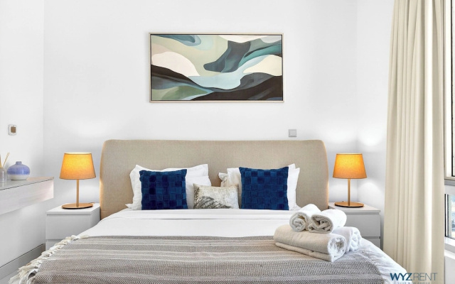WYZ RENT|Upscale 1BR Loft Walk to Burj & Mall