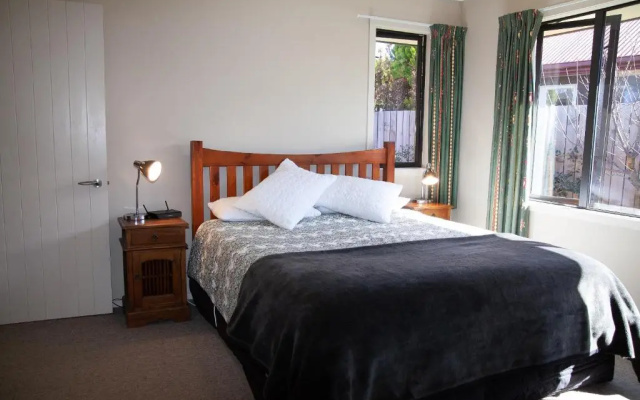 Noble No 6 - Hanmer Springs Holiday Home