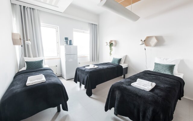 Отель Forenom Hostel Helsinki Kutomotie Финляндия, Хельсинки - отзывы, цены и фото номеров - забронировать отель Forenom Hostel Helsinki Kutomotie онлайн комната для гостей