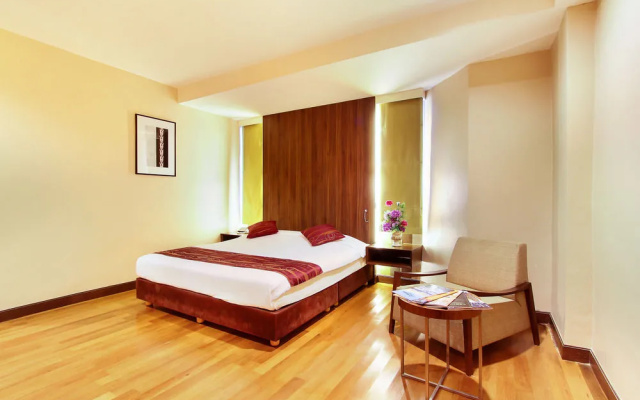 Ballys Studio Suite Silom
