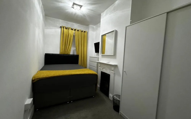 Onsite Apartments in Central Brentwood