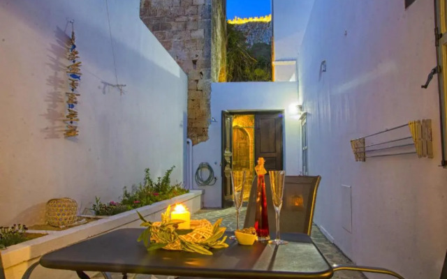 Lindos Tholos Villa