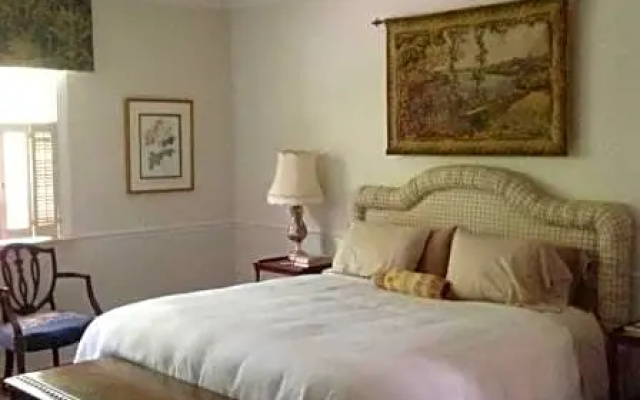 Springwood Inn