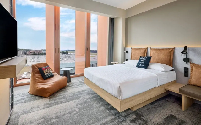 Moxy Luxembourg Airport