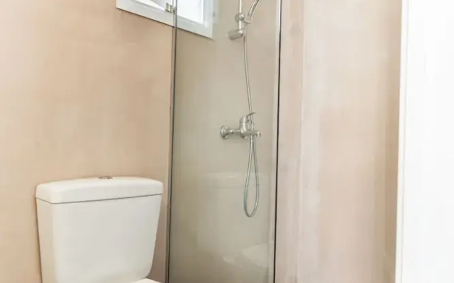 Sunrise Suites