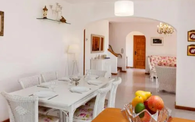Holiday Home Cabanyes L1-4