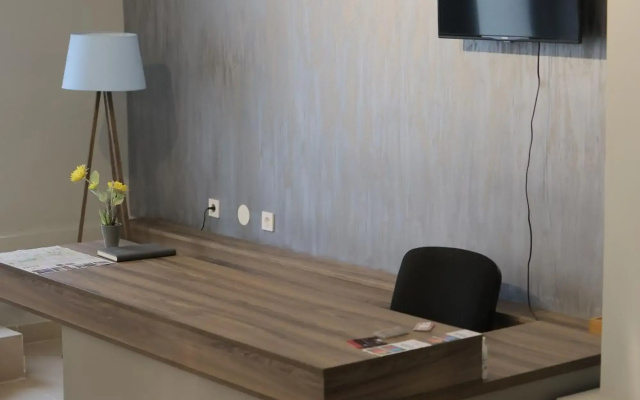 ZARO Apartments