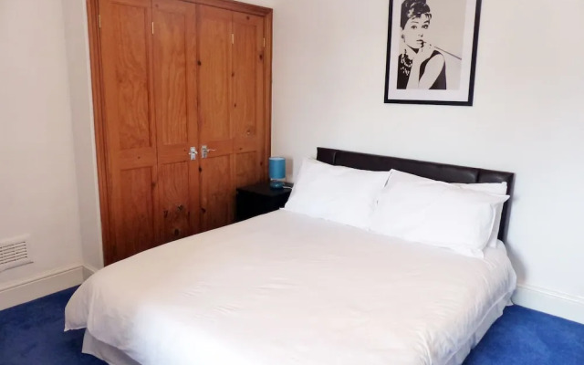 3 Luxury En-suite Bedrooms