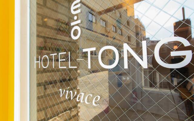 Hotel Tong Vivace Dongdaemun вид на фасад