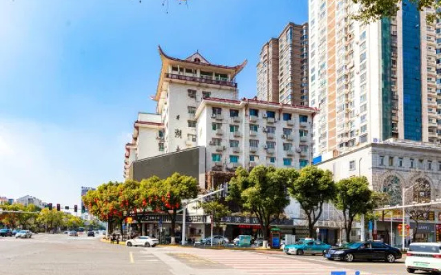 Yueyang Meimei Su Hotel (Nanhu Square)