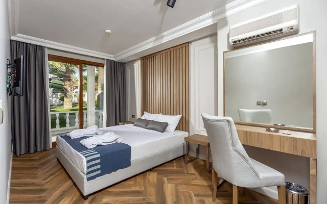 Lucas Didim Resort
