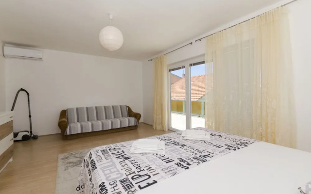 Apartments Ivica