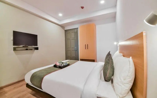 OYO Townhouse 323 Sector 9 Hiran Magri