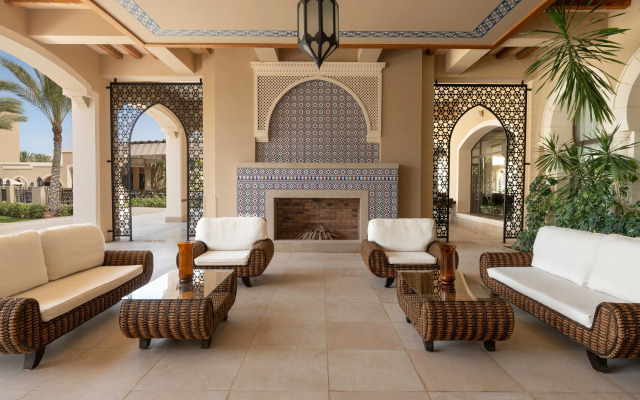 JAZ Oriental, Almaza Bay
