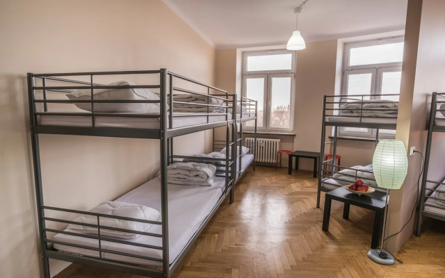 Hostel Globart