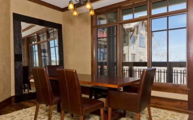 Deer Valley Arrowleaf Penthouse